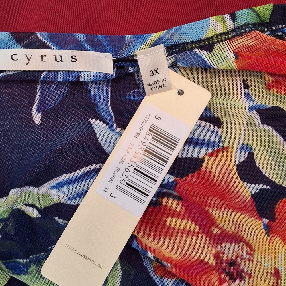 SOLD!!! Cyrus, NWT, Multicolor Floral Mesh Kimono - Picture 7 of 7